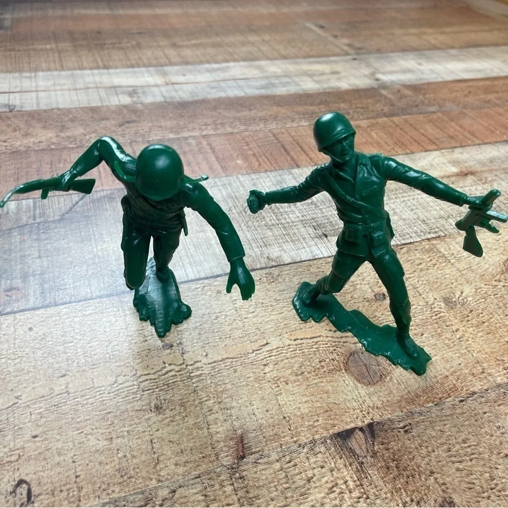 Vintage Marx Army Soldiers Native American Indian Plastic Action Figures 1967